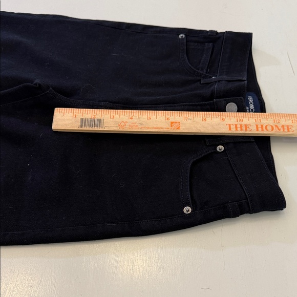 Veronica Beard Ryleigh SlimHigh Rise Straight Ankle Jeans in Onyx Size 27 - Picture 9 of 16